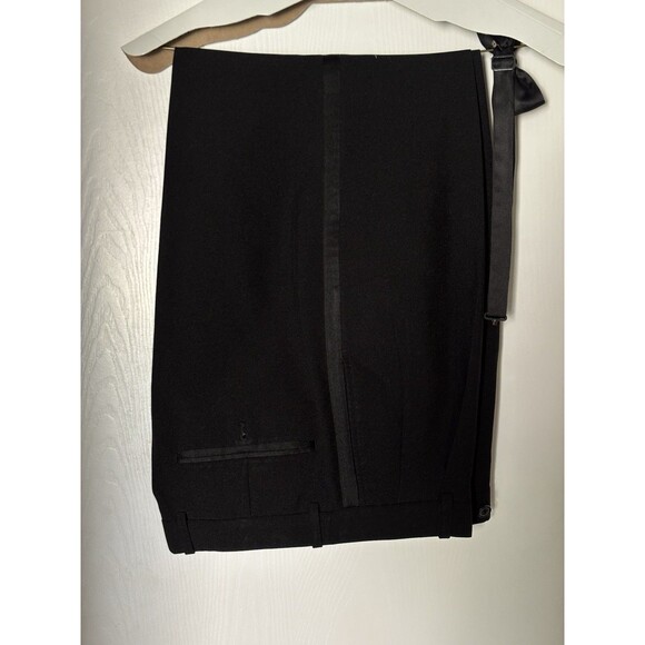 Young Mens Black Tuxedo Jacket, Pants, Bow Tie, White Shirt, Wagner Collection - Picture 11 of 14